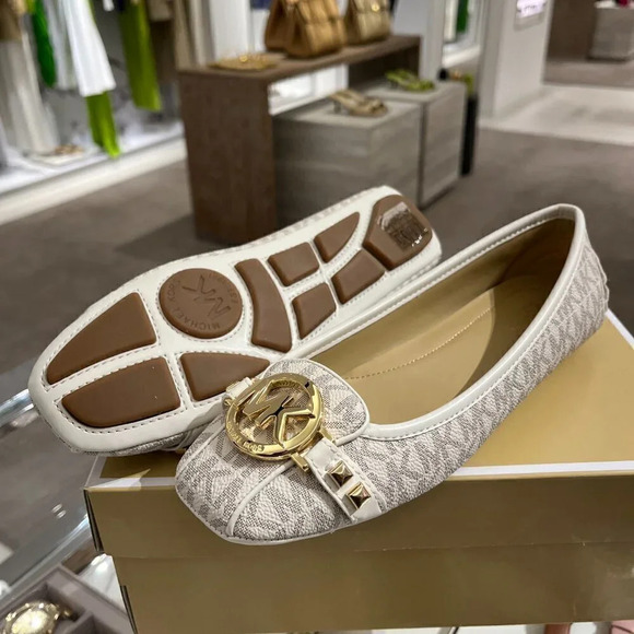 Fulton Studded Logo Moccasin Size7 - Picture 3 of 6